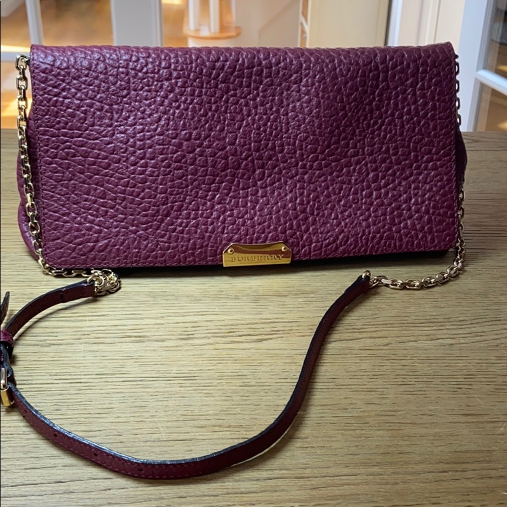 Burberry Mildenhall Medium Clutch/Crossbody